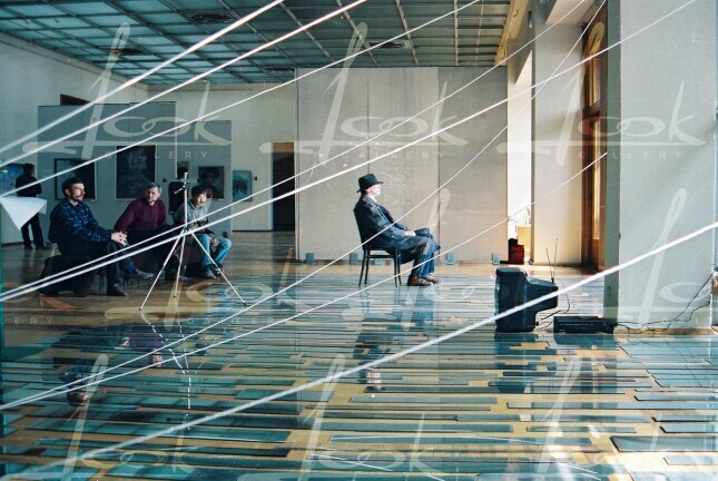 To comprehend the boundaries. Performance "Big Glass"